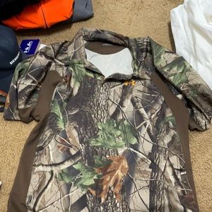 Men’s under armor camp collared shirt